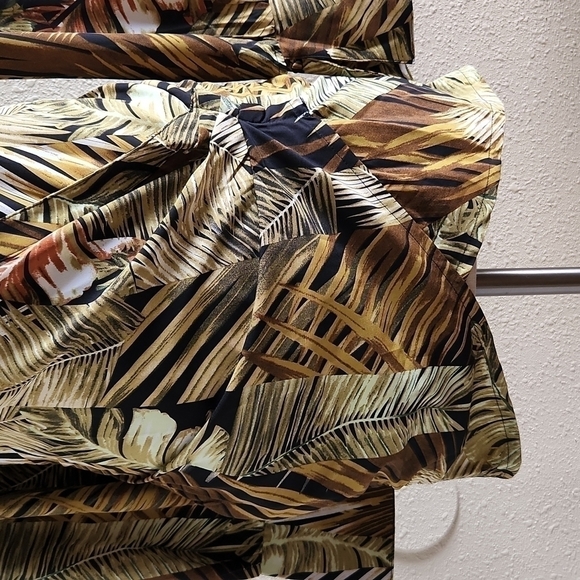 BEACH Midi Dress - Picture 8 of 12